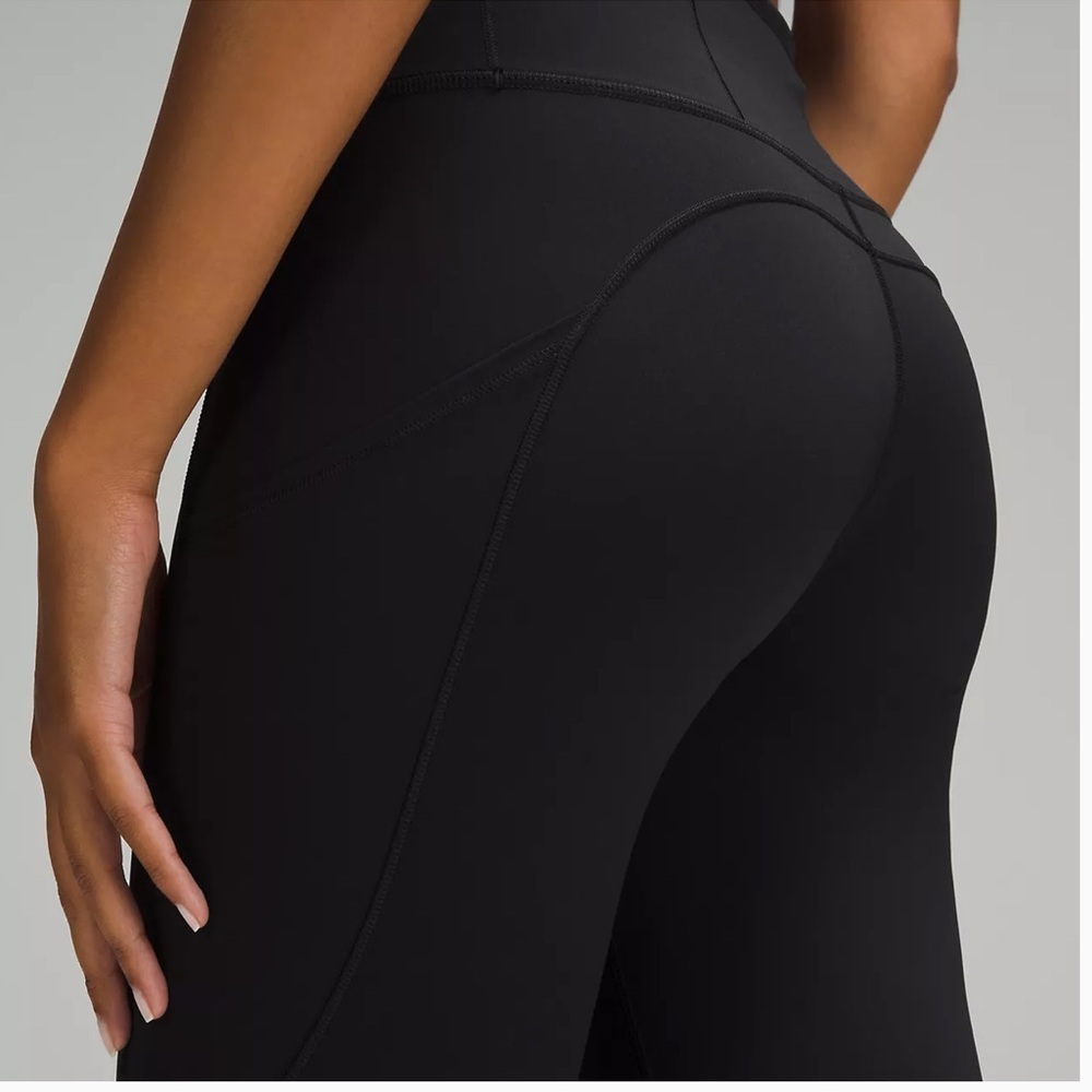 NWOT - Lululemon Fast and Free High-Rise Tight 25" - Picture 4 of 6